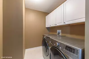 2716 N Greenwood Ave, Arlington Heights, IL 60004 - Photo 13