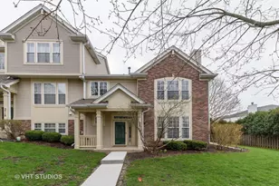2716 N Greenwood Ave, Arlington Heights, IL 60004 - Photo 1