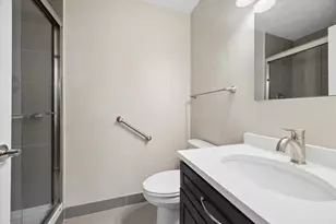 1 Bloomingdale Pl, Bloomingdale, IL 60108 - Photo 11