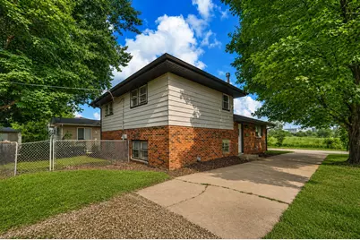 421 E Courtland Street, Mundelein, IL 60060 - Photo 3