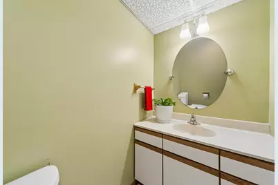 4691 Huntington Boulevard, Hoffman Estates, IL 60192 - Photo 15