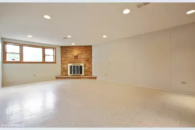 8732 W North Terrace, Niles, IL 60714 - Photo 11