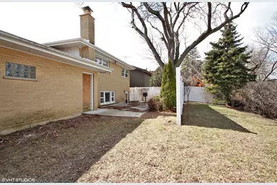 8732 W North Terrace, Niles, IL 60714 - Photo 13