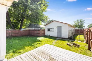 411 S Fulton Ave, Bradley, IL 60915 - Photo 3
