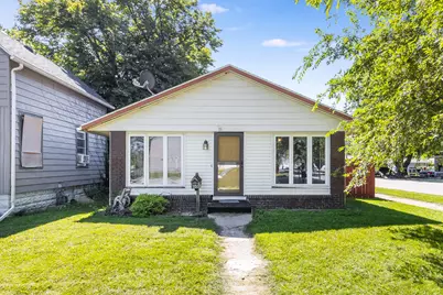 411 S Fulton Avenue, Bradley, IL 60915 - Photo 1