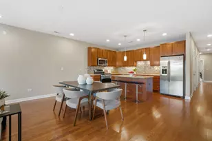 2936 N Lincoln Ave, Chicago, IL 60657 - Photo 13