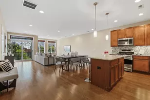 2936 N Lincoln Ave, Chicago, IL 60657 - Photo 3