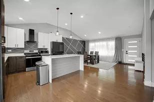 10324 S 81st Ave, Palos Hills, IL 60465 - Photo 7