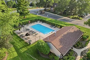 2204 Wharf Dr, Woodridge, IL 60517 - Photo 37