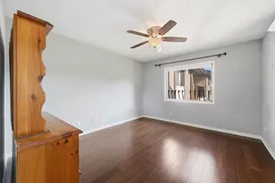 2204 Wharf Dr, Woodridge, IL 60517 - Photo 15
