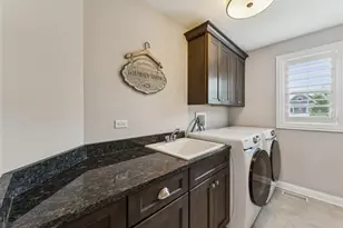 404 W Olive St, Arlington Heights, IL 60004 - Photo 35