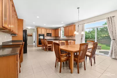 432 Bluegrass Parkway, Oswego, IL 60543 - Photo 13