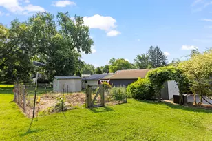 1928 Curtiss St, Downers Grove, IL 60515 - Photo 27
