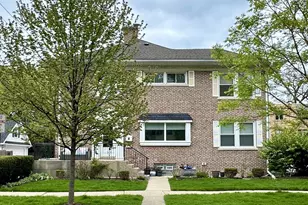 2611 Walnut St, Evanston, IL 60201 - Photo 1