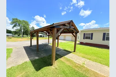 885 Wilson Street, Stonefort, IL 62987 - Photo 3