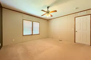 885 Wilson St, Stonefort, IL 62987 - Photo 15