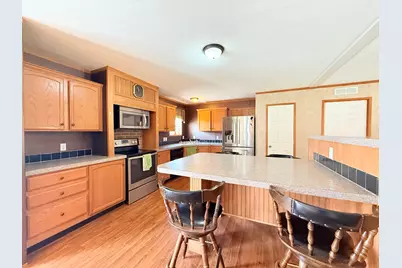 885 Wilson Street, Stonefort, IL 62987 - Photo 13