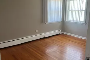 10931 S Lloyd Dr, Worth, IL 60482 - Photo 7