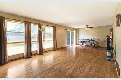 39 Arapaho Drive, Thornton, IL 60476 - Photo 3