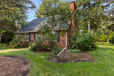 1501 20th Street, Zion, IL 60099 - Photo 3