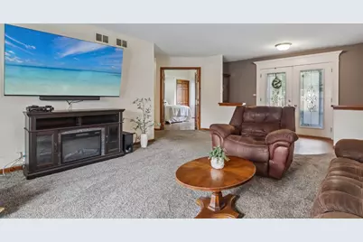 117 Kent Avenue, Wauconda, IL 60084 - Photo 7