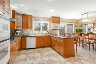 155 Chapel Oaks Dr, Buffalo Grove, IL 60089 - Photo 19