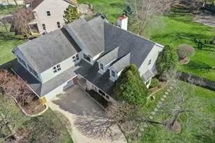 155 Chapel Oaks Dr, Buffalo Grove, IL 60089 - Photo 3