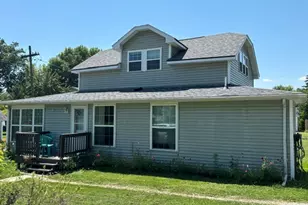 42160 N 5th Ave, Antioch, IL 60002 - Photo 1