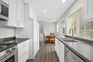 148 Bedford Rd, Bolingbrook, IL 60440 - Photo 15