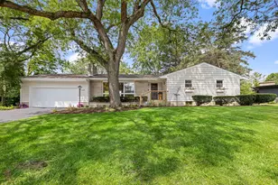 624 Willow Ln, Geneva, IL 60134 - Photo 1