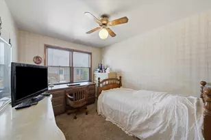 7048 W 72nd Pl, Chicago, IL 60638 - Photo 15