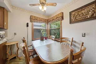 7048 W 72nd Pl, Chicago, IL 60638 - Photo 11