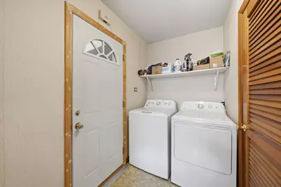 7048 W 72nd Place, Chicago, IL 60638 - Photo 17