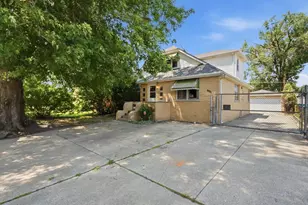 7048 W 72nd Pl, Chicago, IL 60638 - Photo 3
