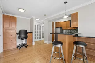 2909 N Sheridan Rd, Chicago, IL 60657 - Photo 9