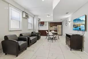 2909 N Sheridan Rd, Chicago, IL 60657 - Photo 15