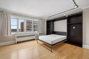 2909 N Sheridan Rd, Chicago, IL 60657 - Photo 3