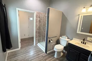 409 N Barber Ave, Polo, IL 61064 - Photo 11