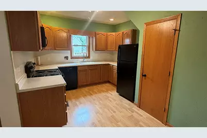 409 N Barber Avenue, Polo, IL 61064 - Photo 9