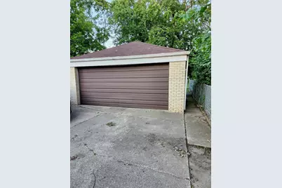 14415 S Saginaw Avenue S, Burnham, IL 60633 - Photo 19