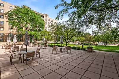 4545 W Touhy Avenue #325w, Lincolnwood, IL 60712 - Photo 17