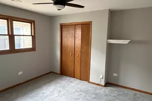 2037 N 74th Ave, Elmwood Park, IL 60707 - Photo 11