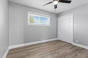417 Hickory St, Chicago Heights, IL 60411 - Photo 5