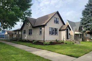 7501 W Winnemac Ave, Harwood Heights, IL 60706 - Photo 1