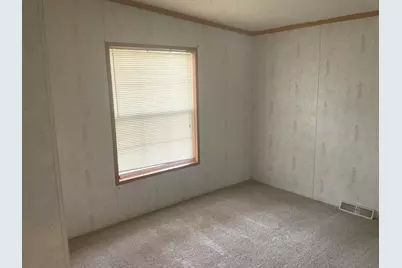 406 Spruce Drive, Belvidere, IL 61008 - Photo 9
