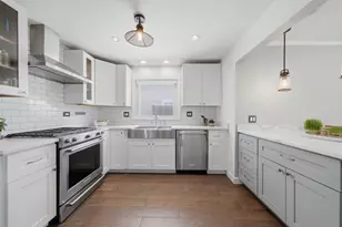 905 N Douglas Ave, Arlington Heights, IL 60004 - Photo 5
