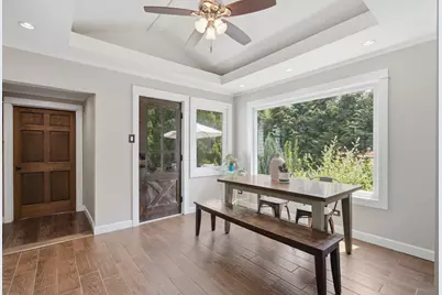 905 N Douglas Avenue, Arlington Heights, IL 60004 - Photo 9