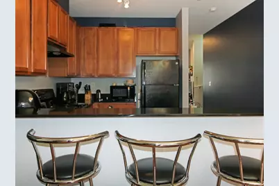 2409 W 32nd Place, Chicago, IL 60608 - Photo 3