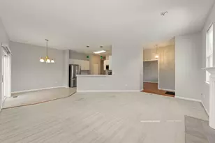 16609 Buckner Pond Wy, Crest Hill, IL 60403 - Photo 7