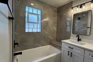 8405 S Indiana Ave, Chicago, IL 60619 - Photo 39